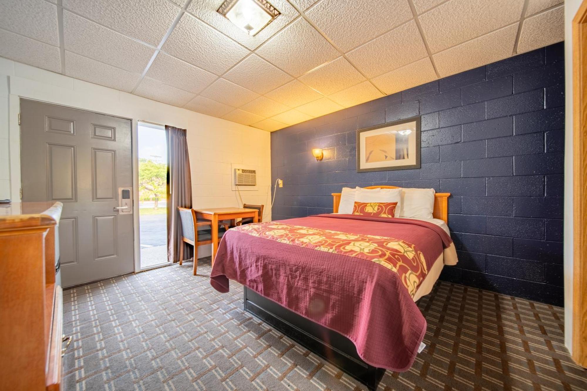 Sleep-Ees Inn, Saginaw & Frankenmuth Eksteriør bilde