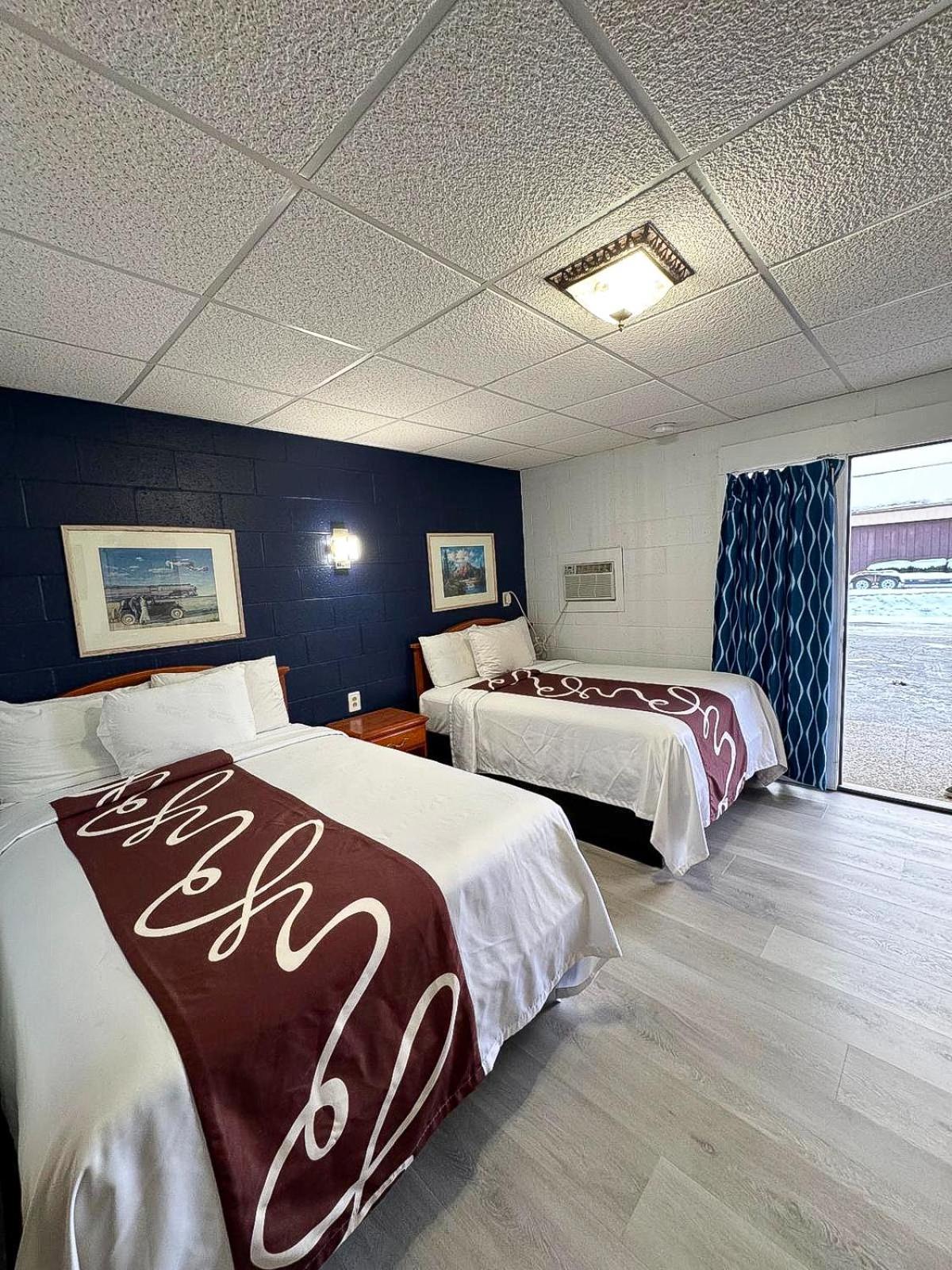 Sleep-Ees Inn, Saginaw & Frankenmuth Eksteriør bilde